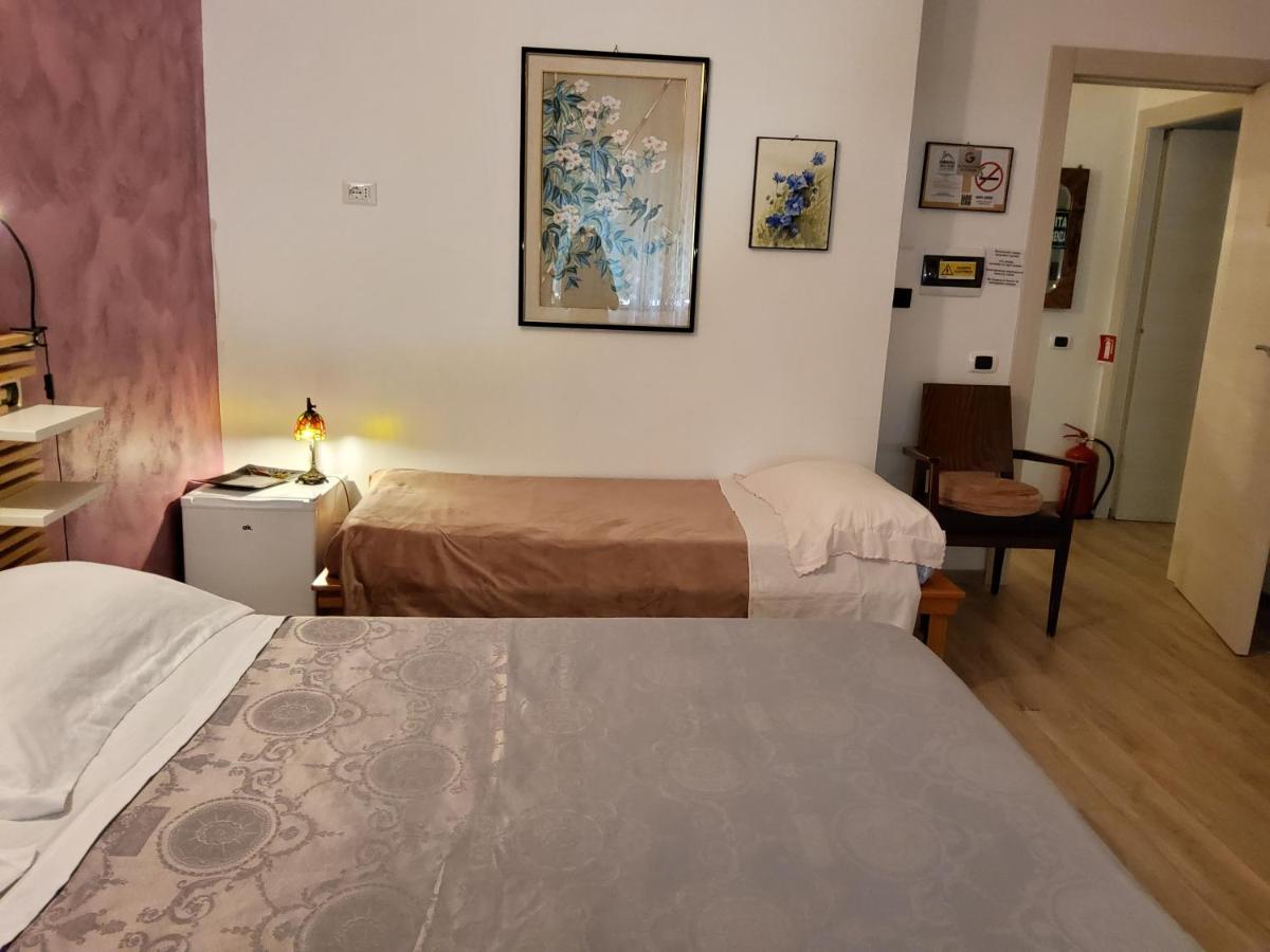 Annadia Sweet Home B&B Lido di Ostia Exterior foto